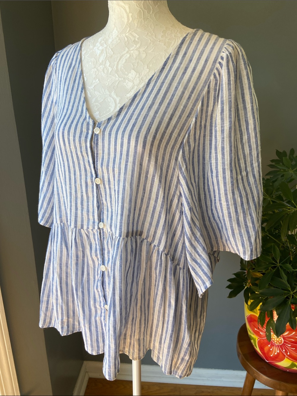 CATO Blue and White Striped Button-Front Peplum Top with Gold Stripes Size Large